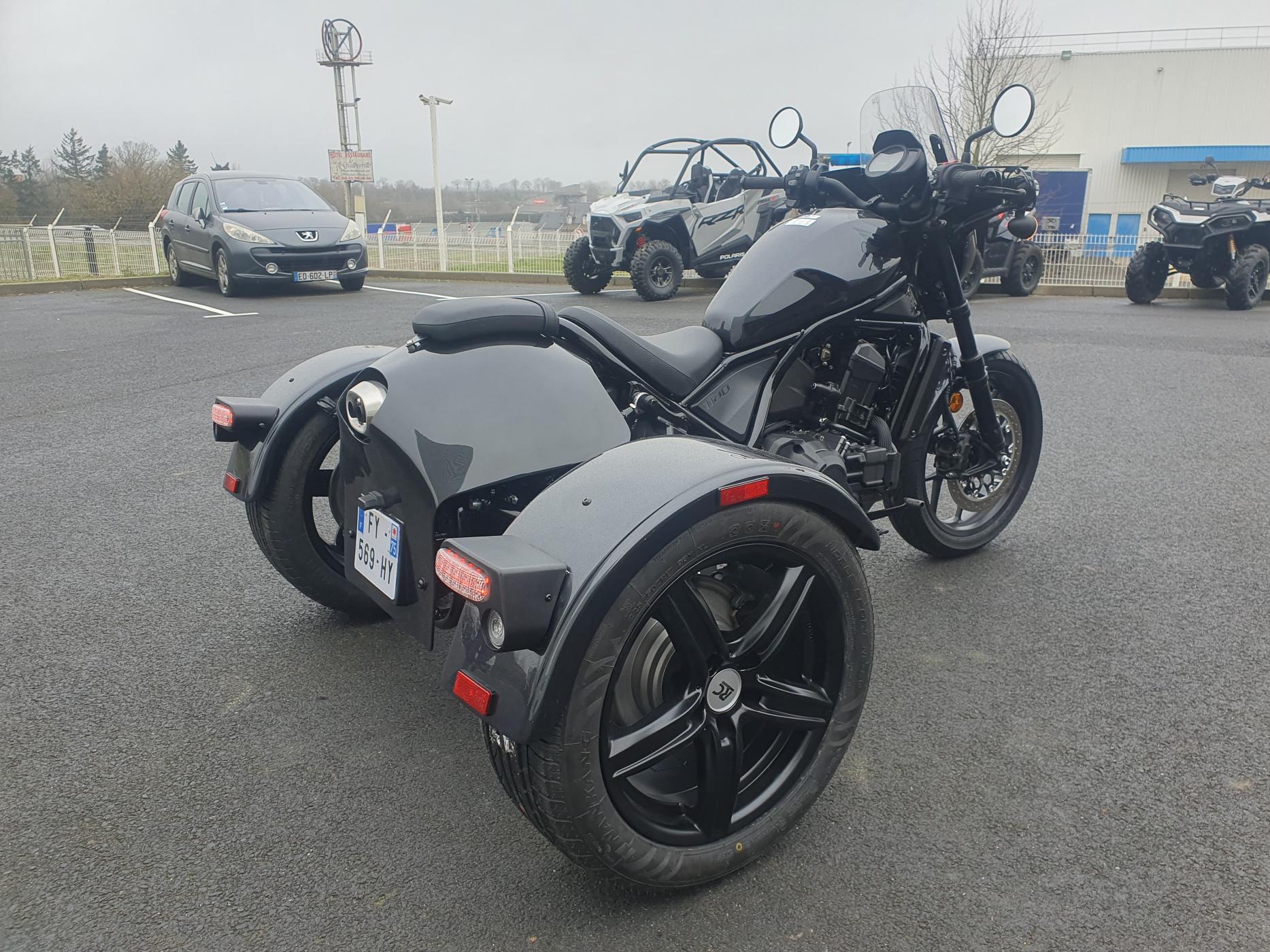 Honda shop rebel trike