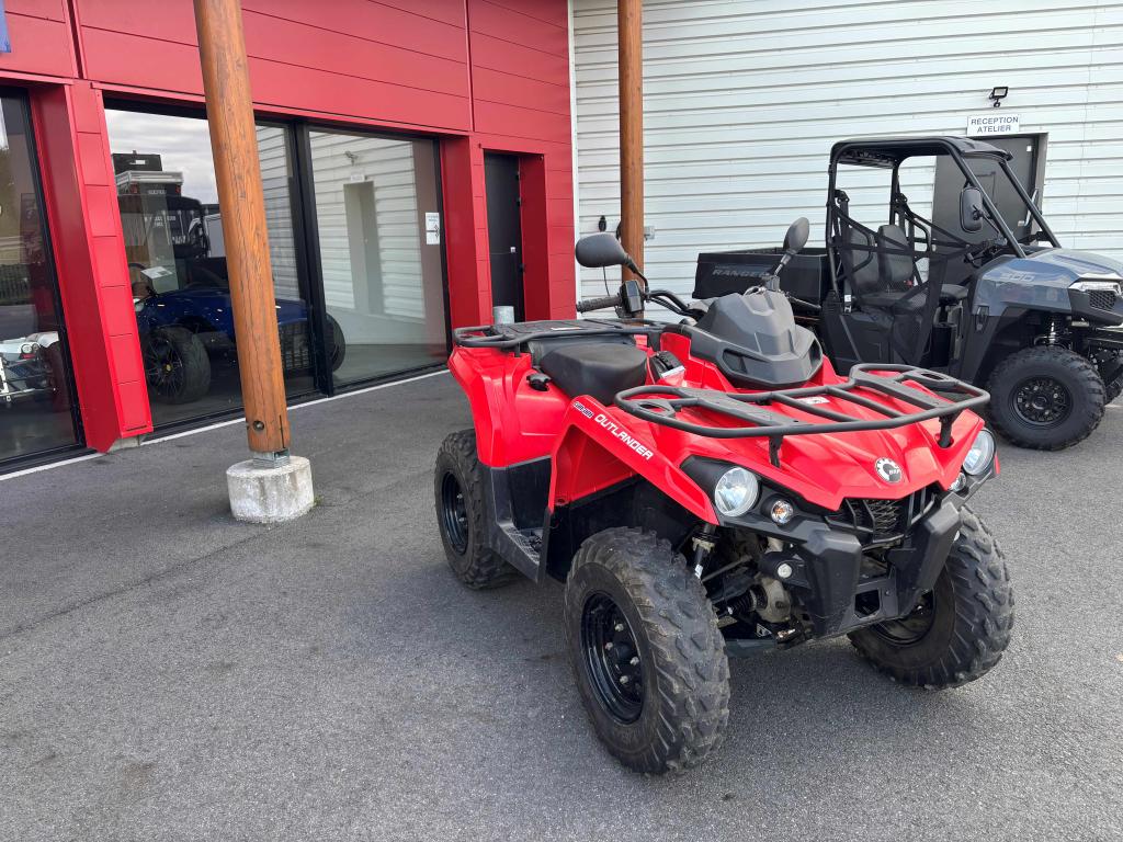 quad Can am outlander 450