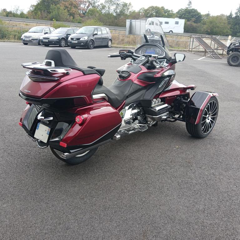 Roadster trike Eritrik 1800 goldsurtgis dct 