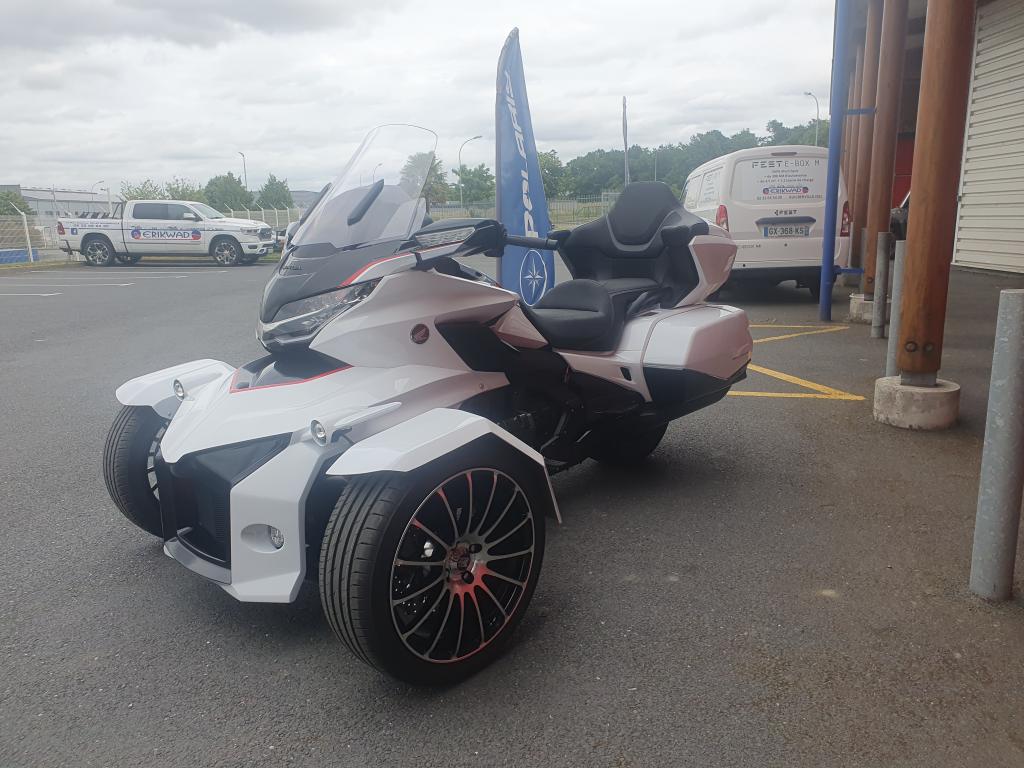 Roadster trike Eritrik 1800 goldsurtgis dct