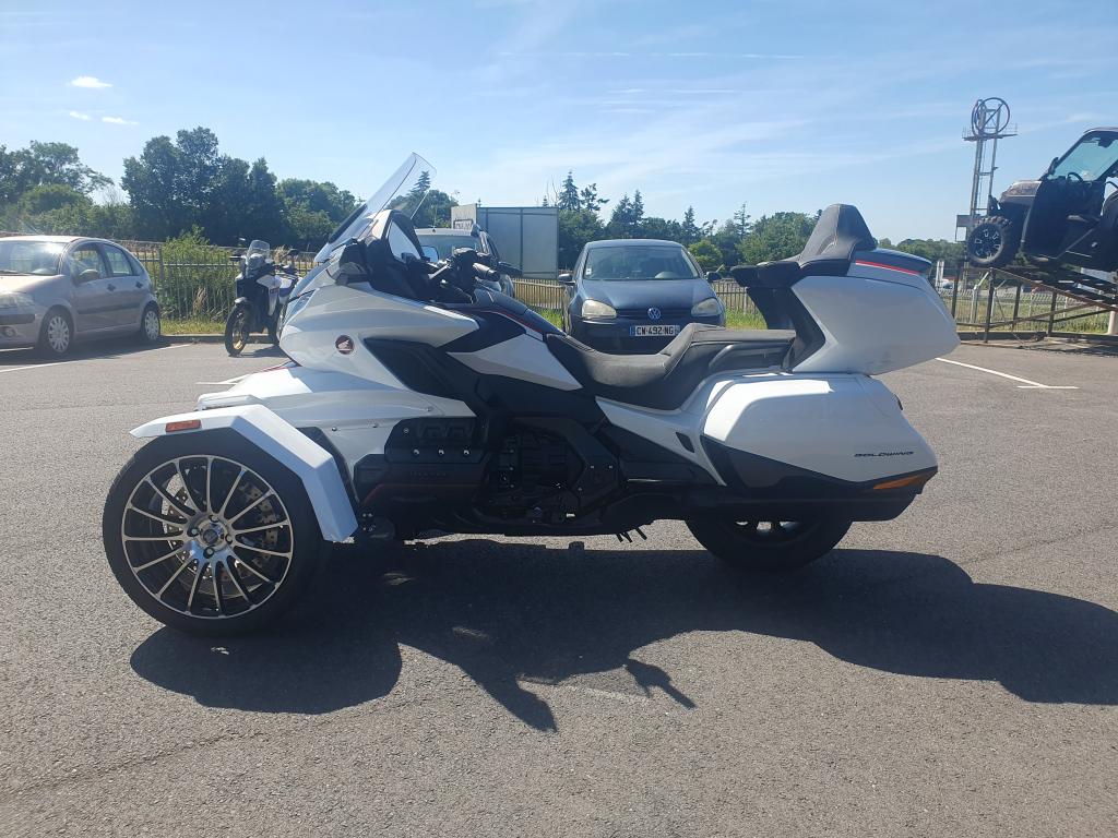 Roadster trike Eritrik 1800 goldsurtgis dct